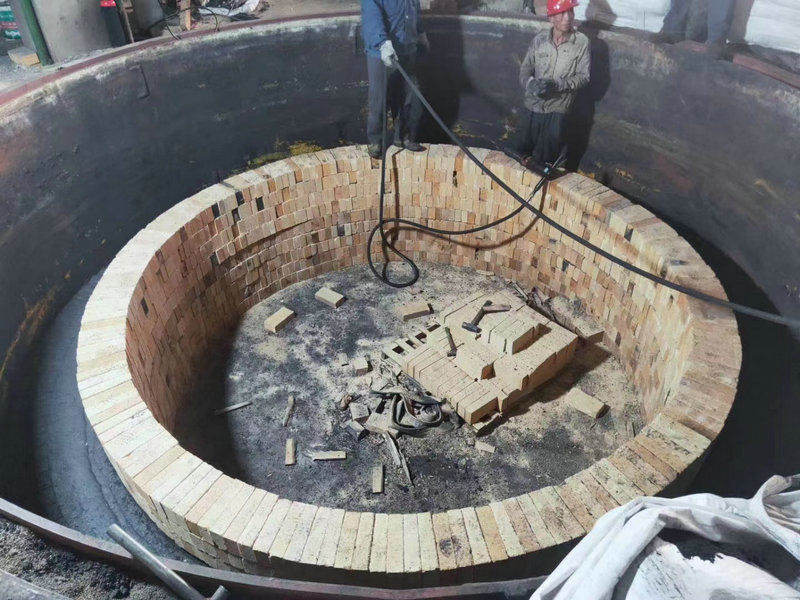 窯爐耐火磚維修施工廠家